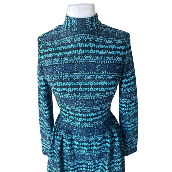 Vintage 70s Dress Blue Patterned Knit Midi Fit & Flare Long Sleeves Small S Bold - Picture 2 of 11